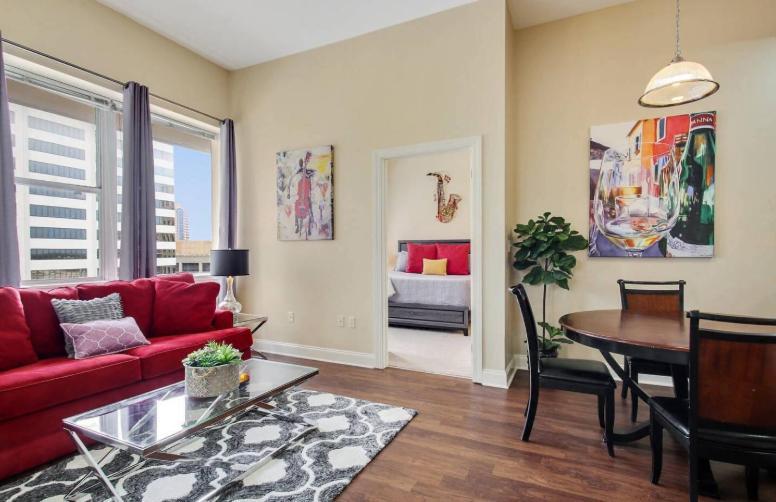 Amazing Condos Beautiful View 2 Blocks To French Quarter, Small Rooftop Pool, Gym, Seanger Theater, Super Dome, And Bourbon St New Orleans Eksteriør billede