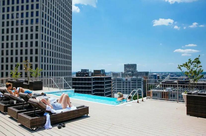 Amazing Condos Beautiful View 2 Blocks To French Quarter, Small Rooftop Pool, Gym, Seanger Theater, Super Dome, And Bourbon St New Orleans Eksteriør billede