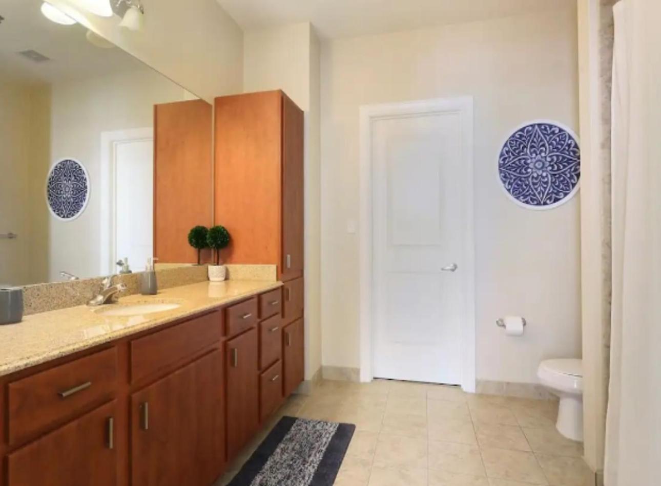 Amazing Condos Beautiful View 2 Blocks To French Quarter, Small Rooftop Pool, Gym, Seanger Theater, Super Dome, And Bourbon St New Orleans Eksteriør billede
